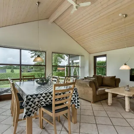 Kyllikki - 300m To The Fjord By Interhome *