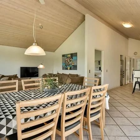 Kyllikki - 300m To The Fjord By Interhome Børkop