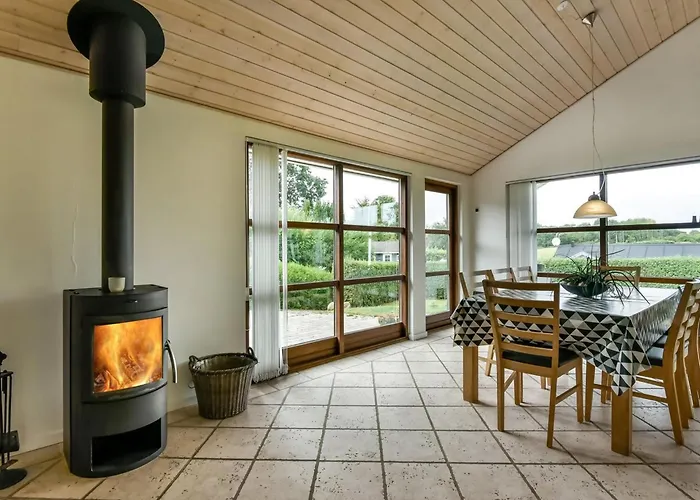 Kyllikki - 300m To The Fjord By Interhome